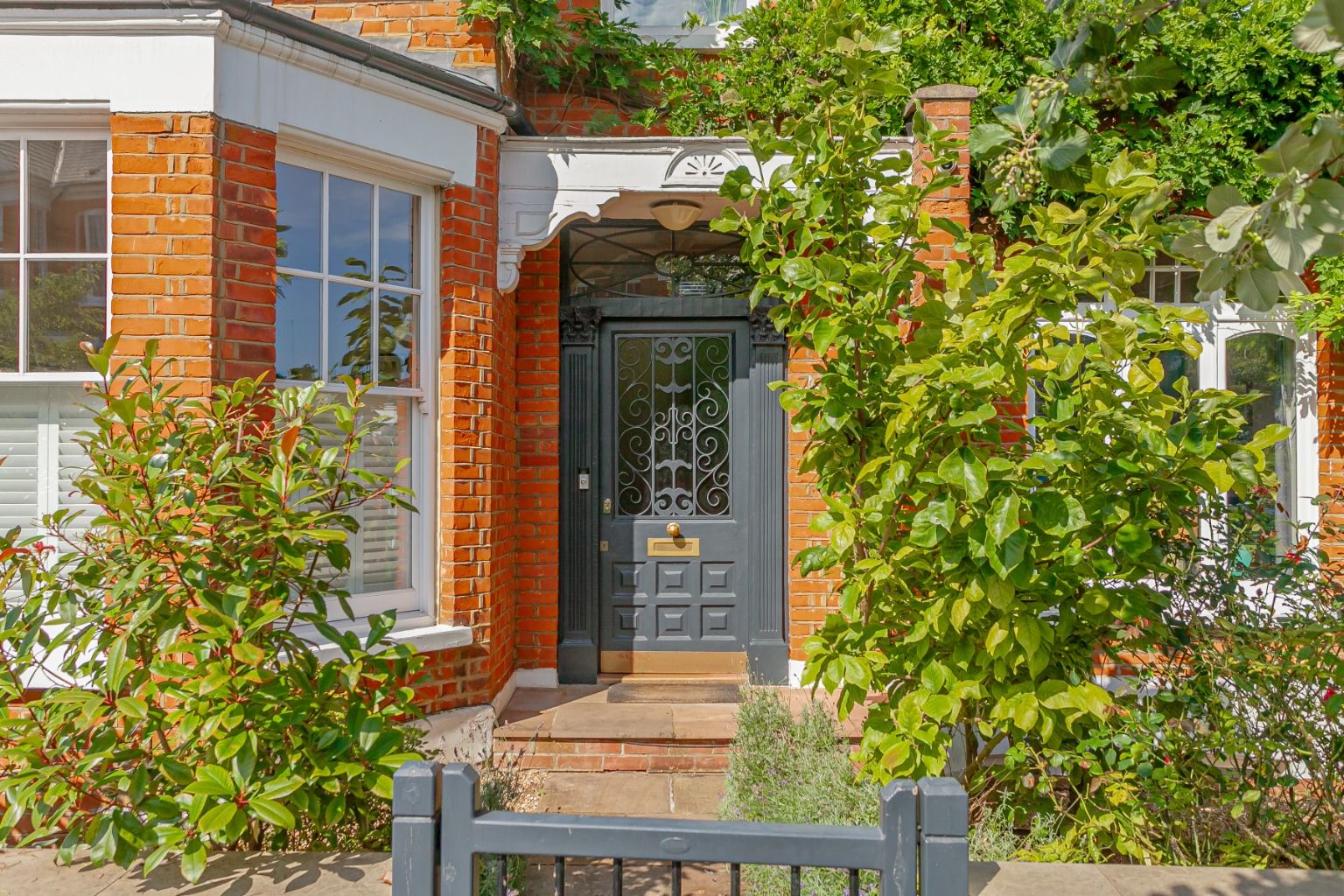 30 Woodland Gardens N10 Fasci Garden