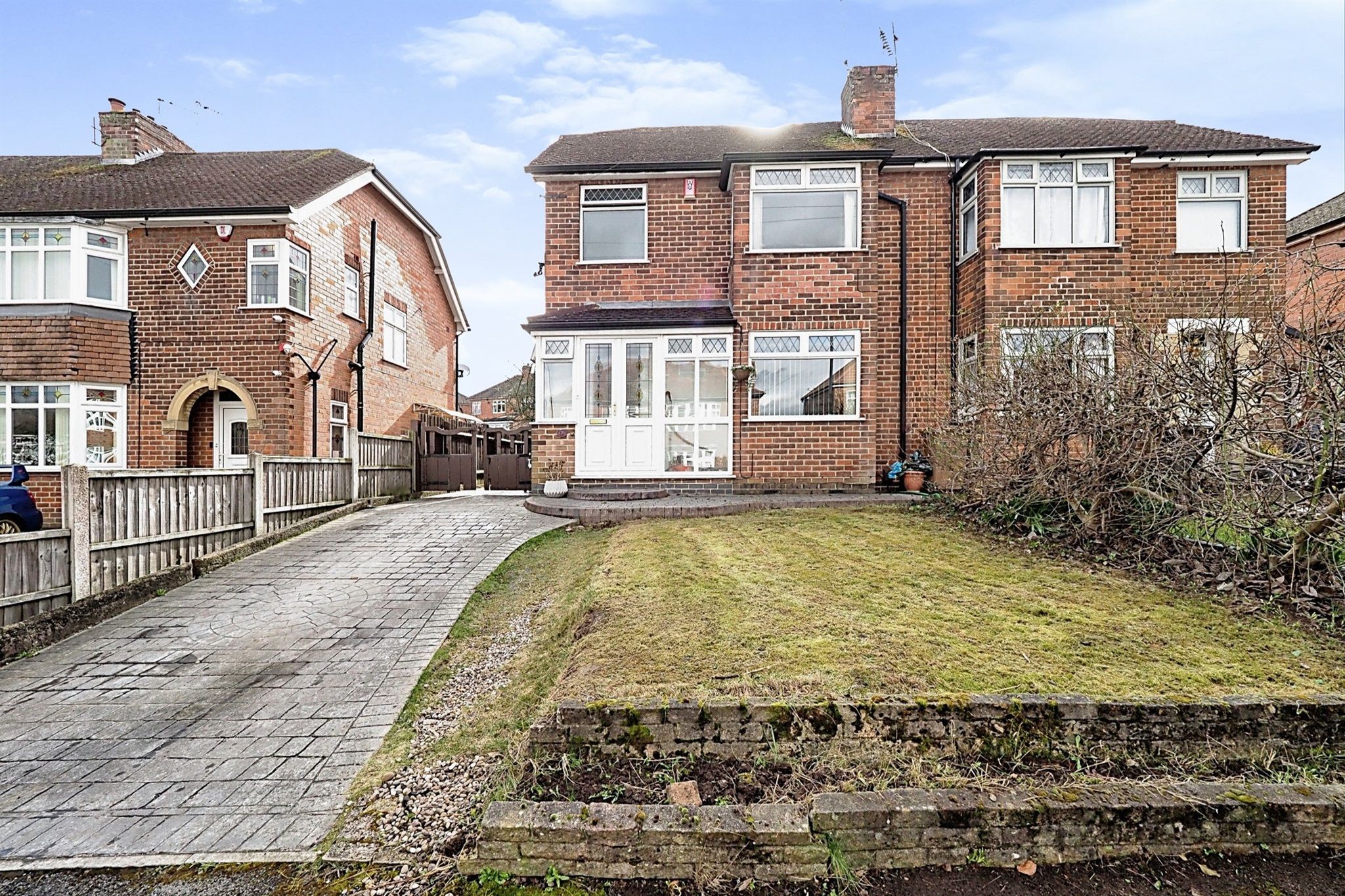 4 bed semidetached house for sale in Elms Avenue, Littleover, Derby