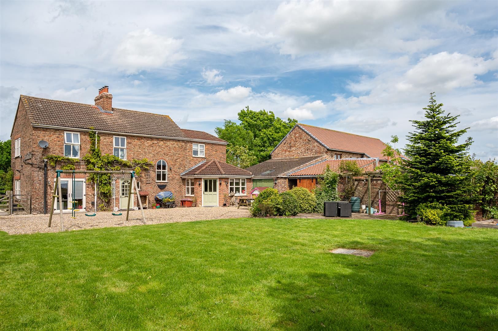 5 bed detached house for sale in Grange Farm, East Cottingwith, York