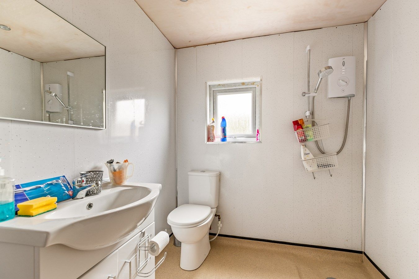 3 bed detached bungalow for sale in Red Barn Lane, Ewell Minnis, Dover