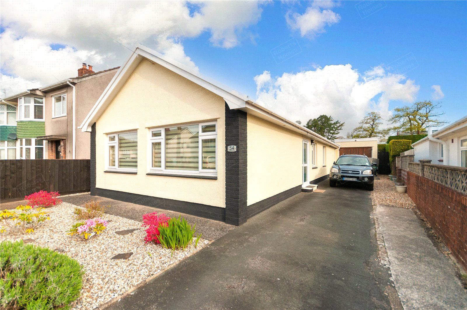 4 bed bungalow for sale in Glantawe Park, Ystradgynlais, Swansea SA9