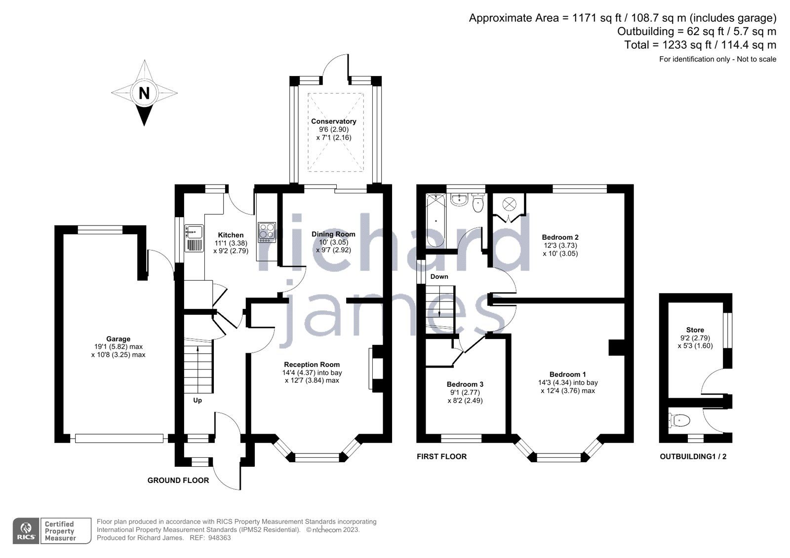 3 bed semidetached house for sale in Grange Drive, Stratton, Swindon