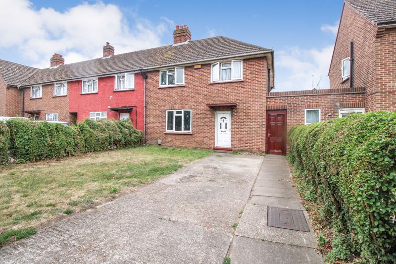 3 bed end terrace house for sale in Mile Road, Elstow, Bedford MK42