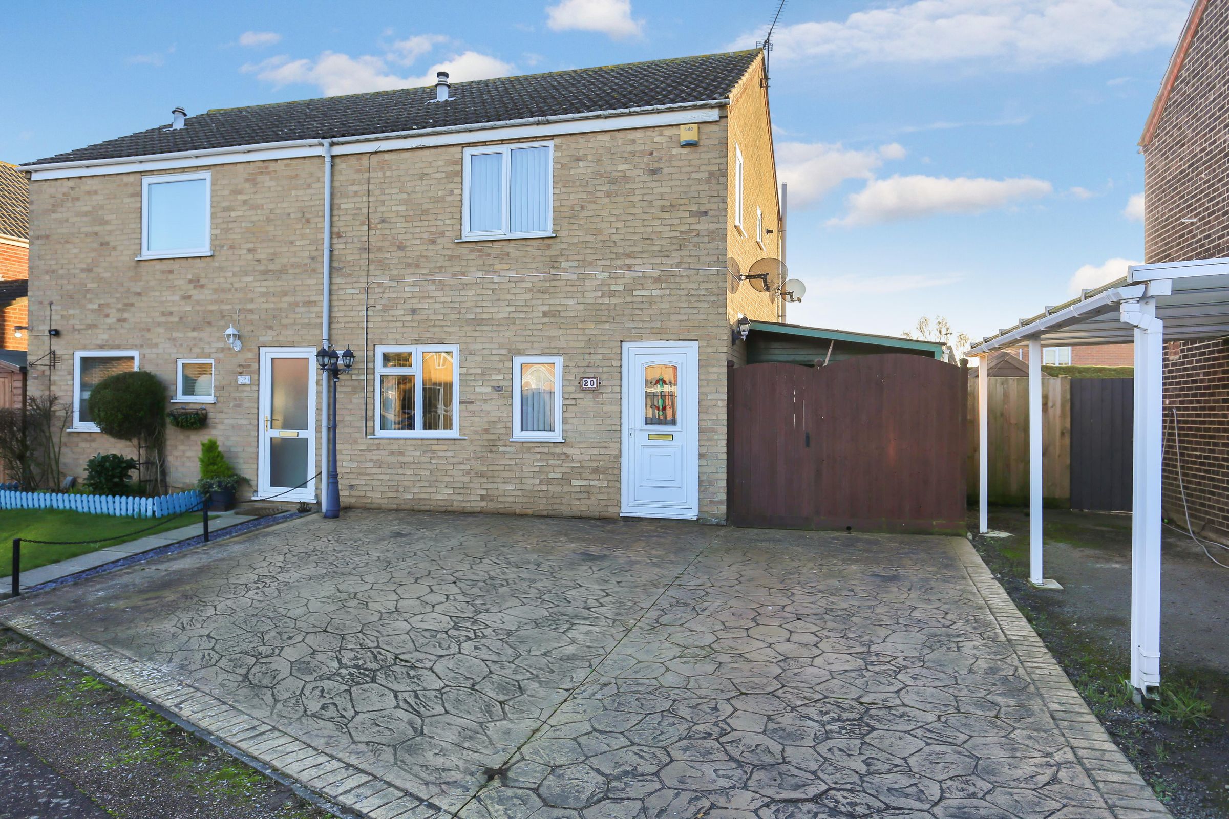 3 bed semidetached house for sale in Tylers Green, Trimley St. Mary
