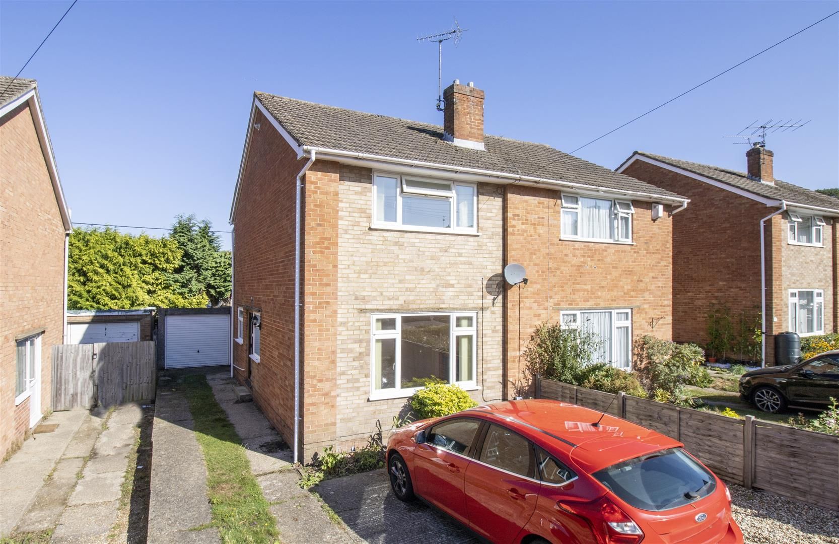 3 bed semidetached house for sale in Northfield Road, Church Crookham, Fleet GU52 Zoopla