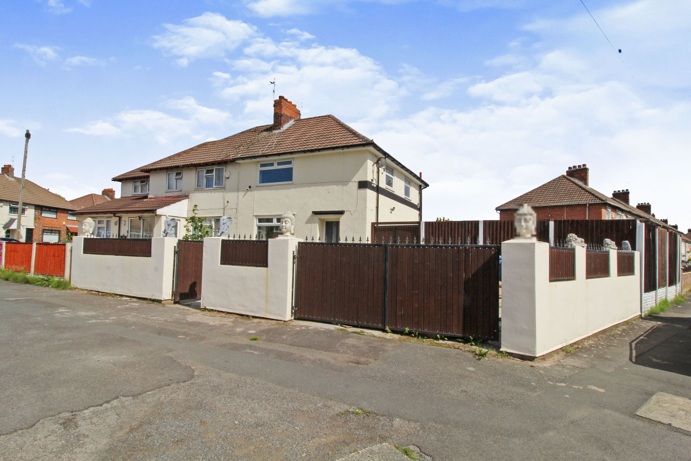3 bed semidetached house for sale in Scarisbrick Road, Liverpool L11
