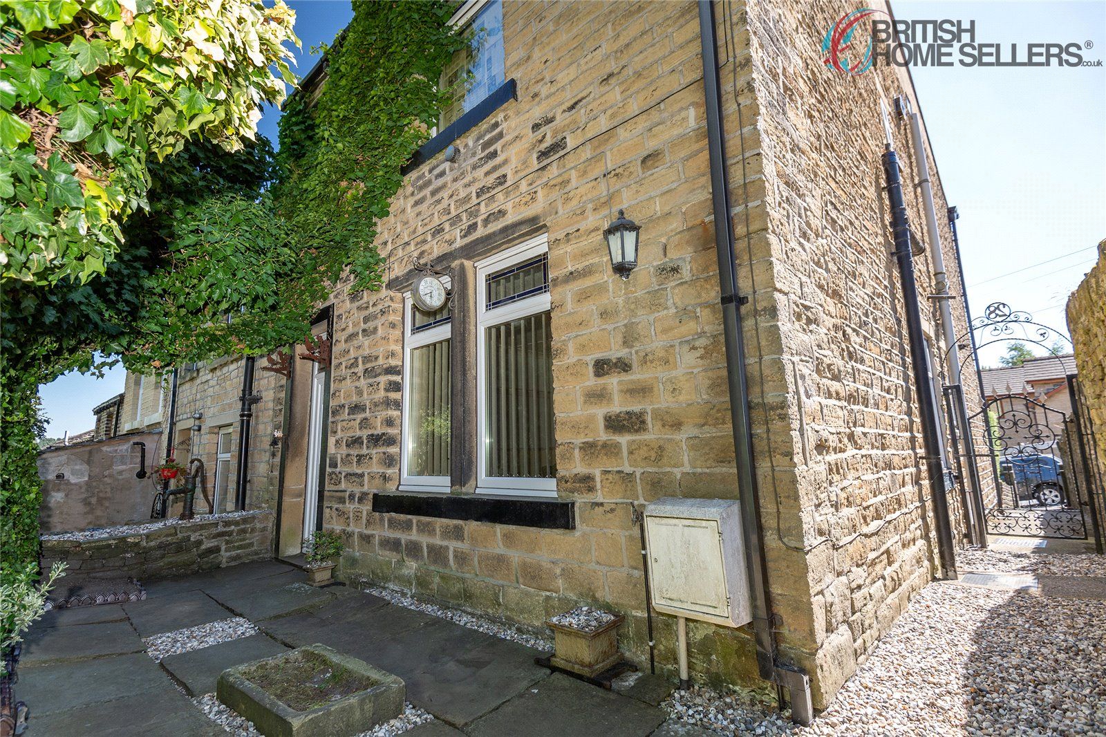 2 bed end terrace house for sale in Hanson Lane, Huddersfield, West