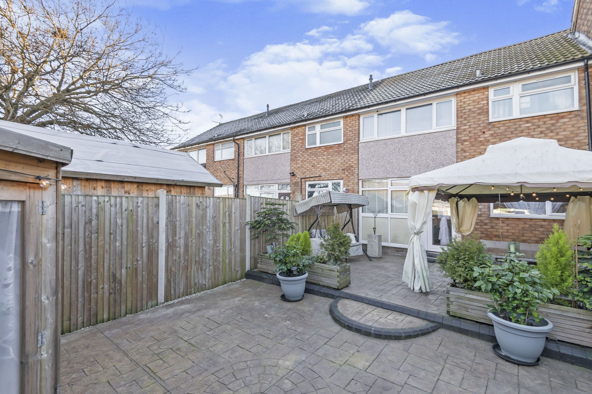 3 bed terraced house for sale in Manor Farm Green, Leeds, West