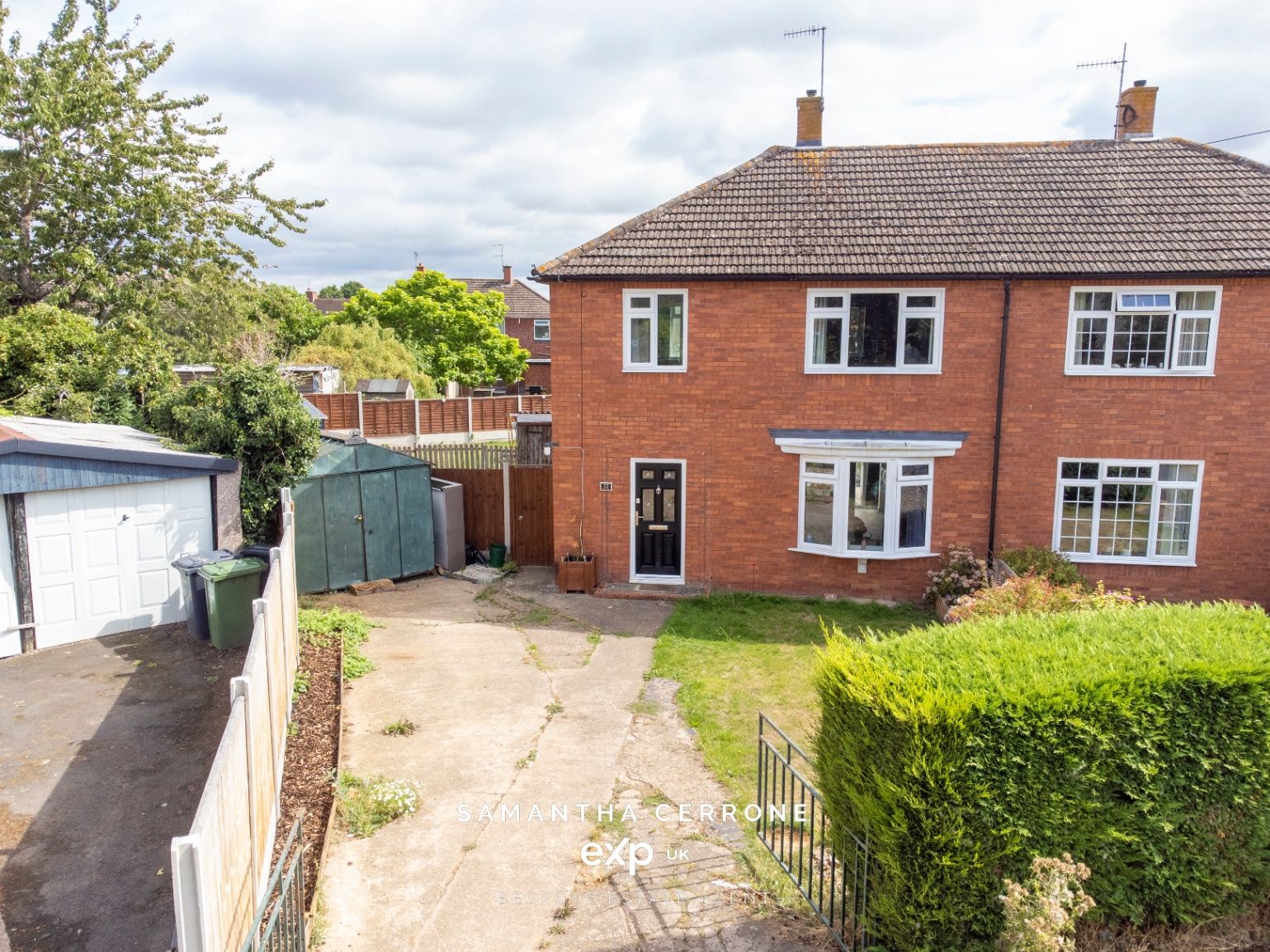 3 bed semidetached house for sale in Redstone Lane, StourportOn