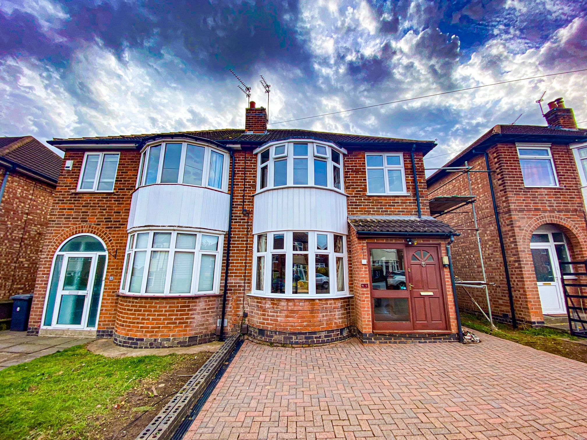 3 bed property to rent in Seaford Road, Aylestone, Leicester LE2 Zoopla