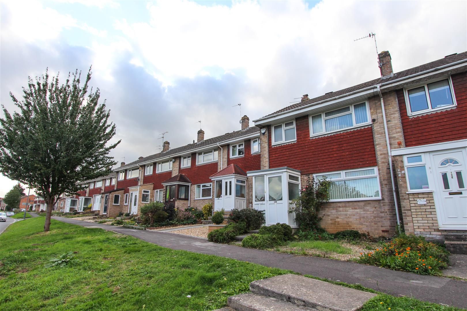 3 bed property for sale in Charlton Road, Keynsham, Bristol BS31 Zoopla