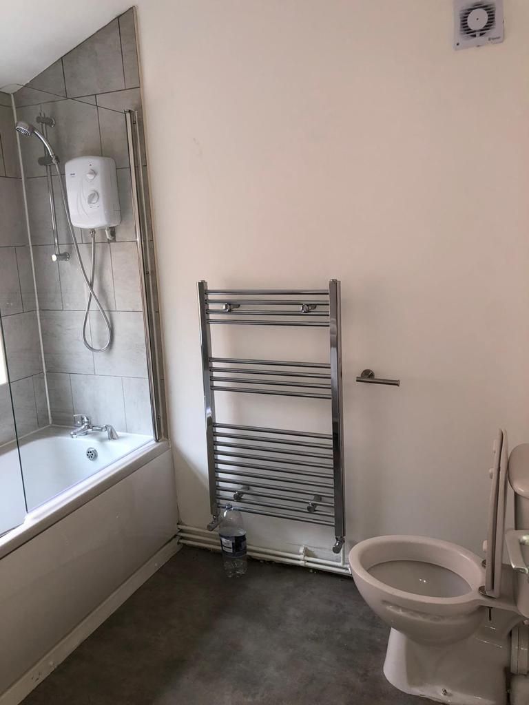 4 bed end terrace house to rent in Hordern Road, Wolverhampton WV6 Zoopla