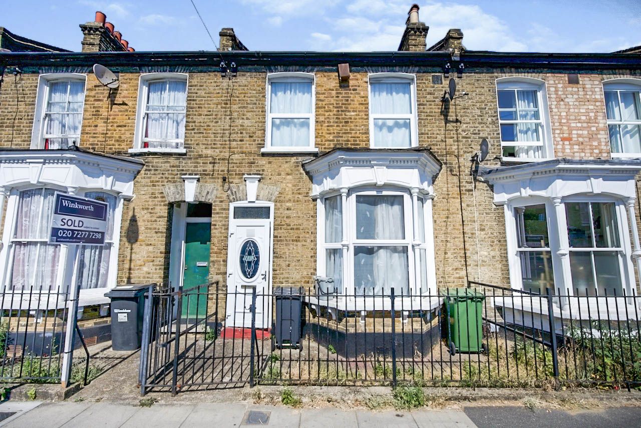 3 bed terraced house for sale in Brocklehurst Street, London SE14 Zoopla