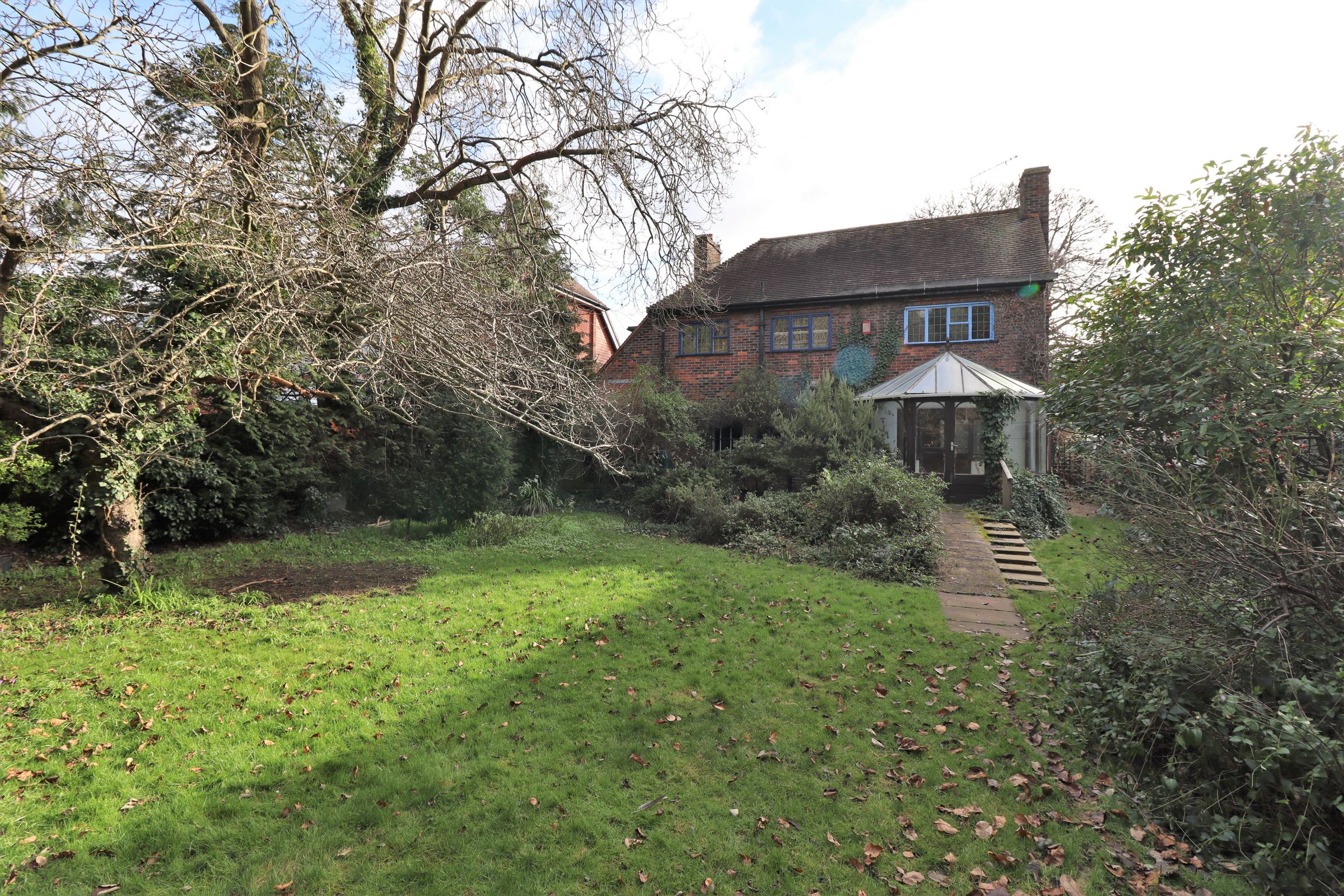 4 bed detached house for sale in Rydens Road, WaltonOnThames KT12