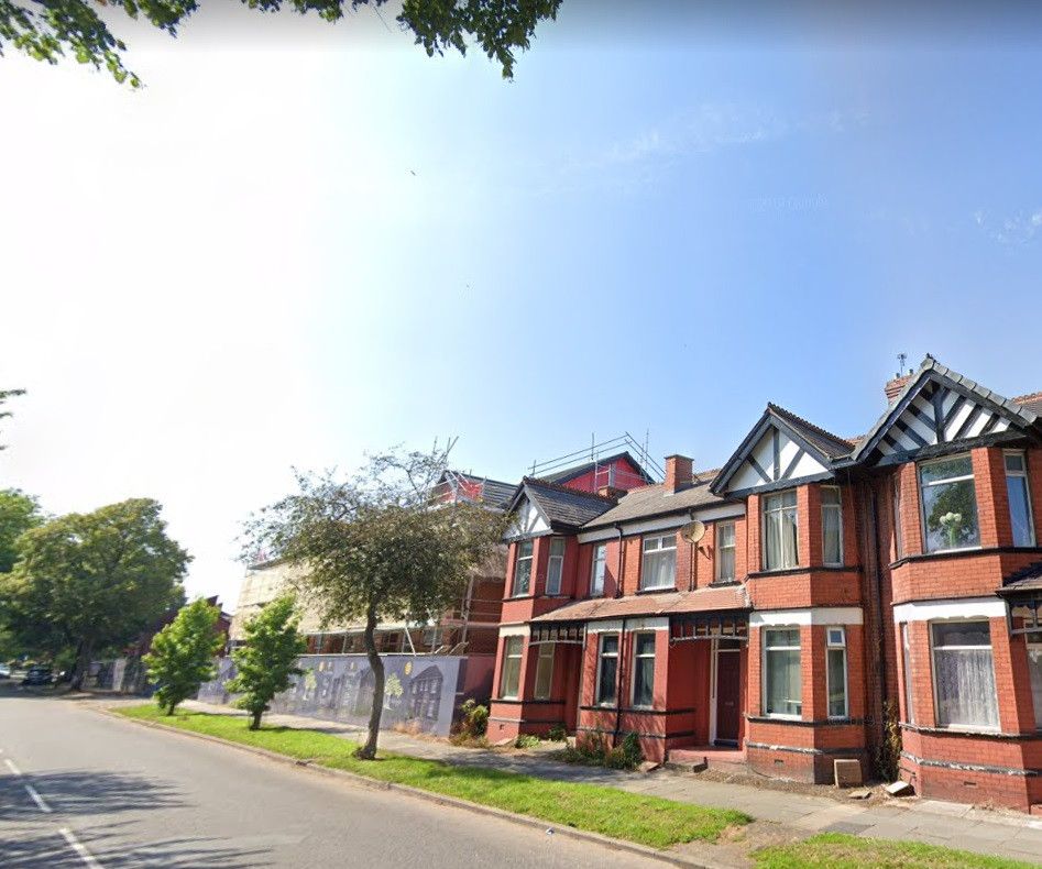 1 bed flat for sale in Stretford Road, Manchester, Lancashire M41 Zoopla