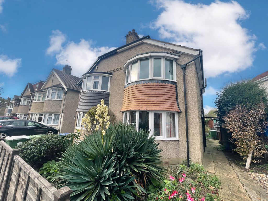 3 bed semidetached house for sale in Brixham Road, Welling DA16 Zoopla