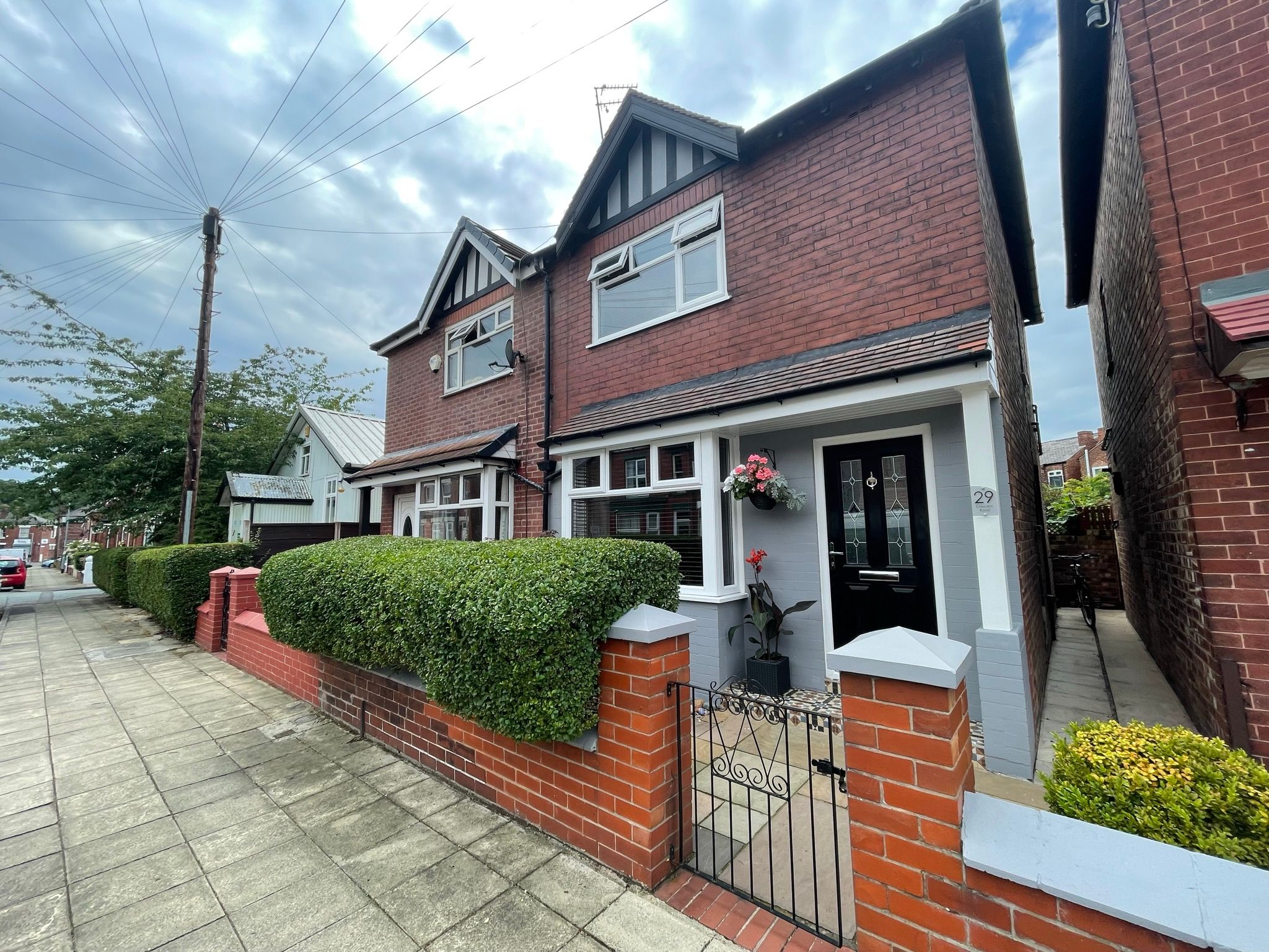 2 bed semidetached house for sale in Crescent Road, Stockport SK1 Zoopla