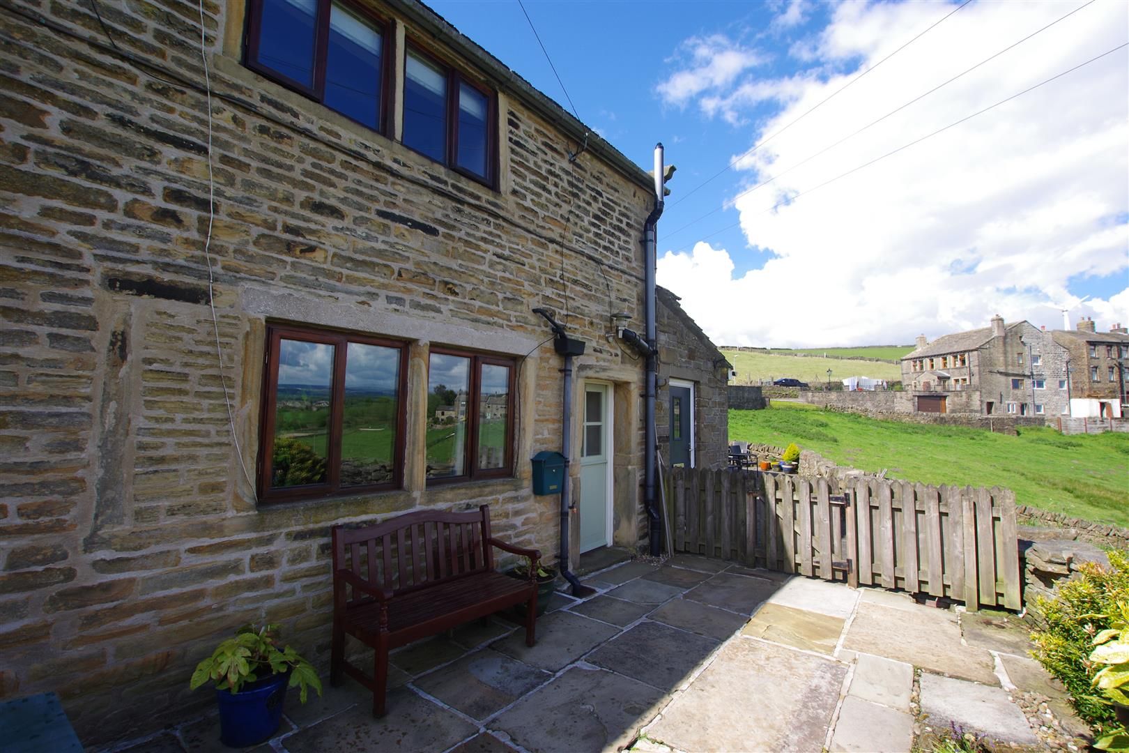 2 bed cottage for sale in Greengate Head, Holywell Green, Halifax HX4