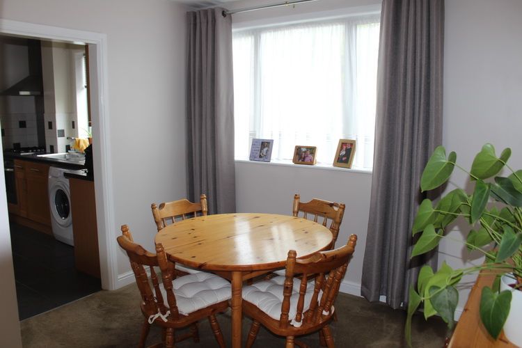 3 bed semidetached house for sale in Hutton Gardens, Harrow HA3 Zoopla