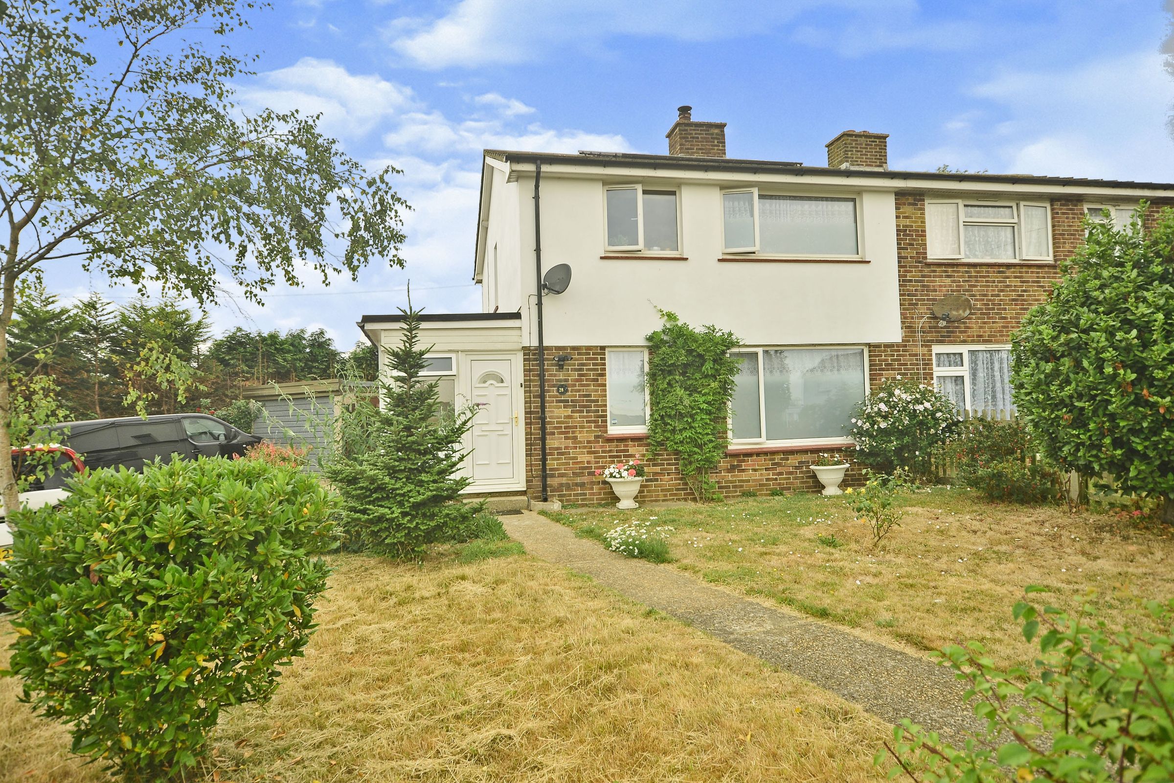 3 bed semidetached house for sale in Cauldham Close, CapelLeFerne