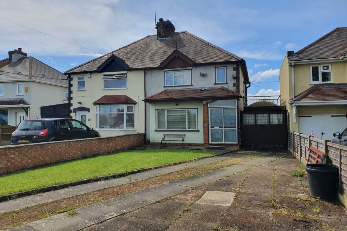 2 bed semidetached house for sale in Nuneaton Road, Bulkington