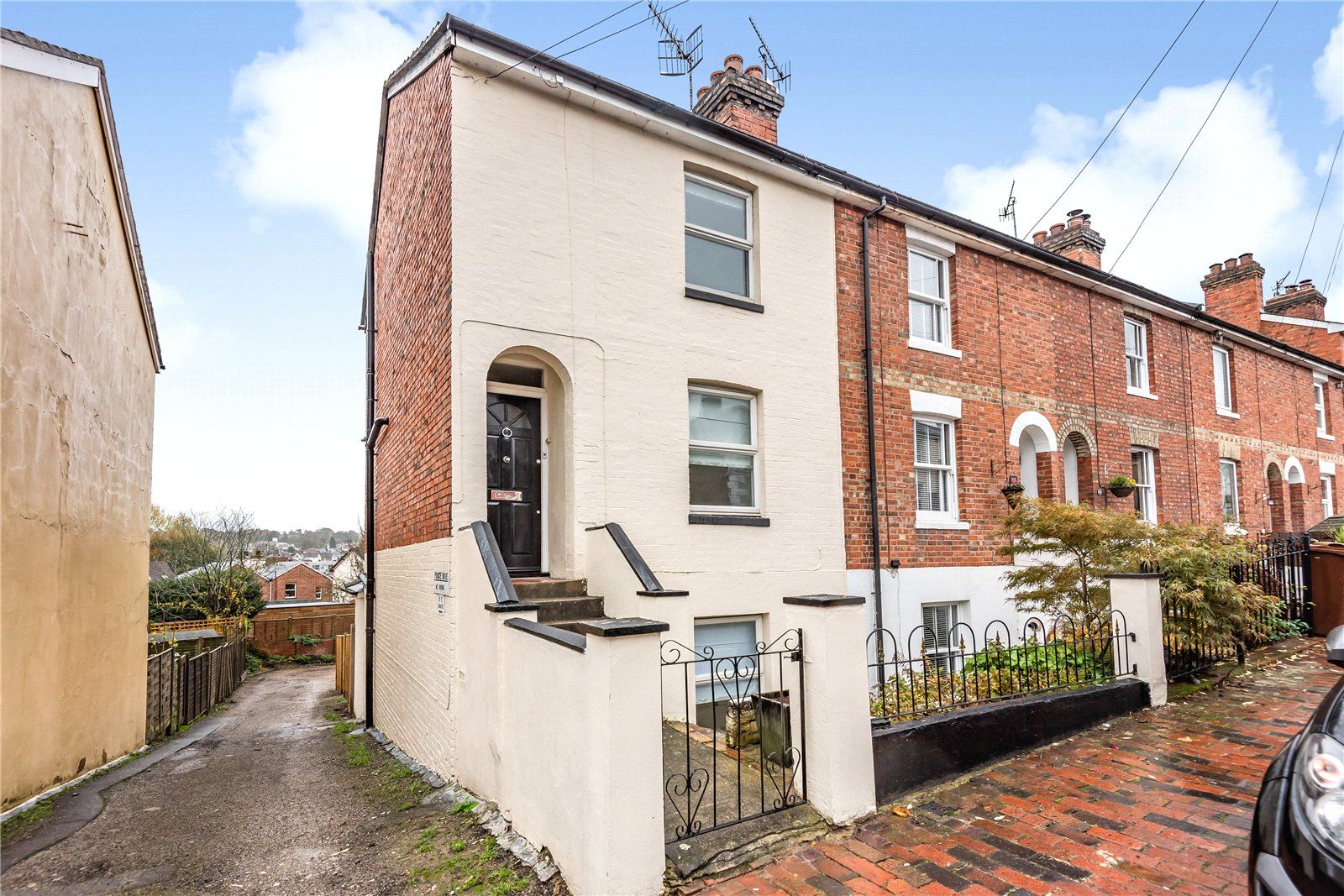 3 bed end terrace house for sale in Queens Road, Tunbridge Wells, Kent