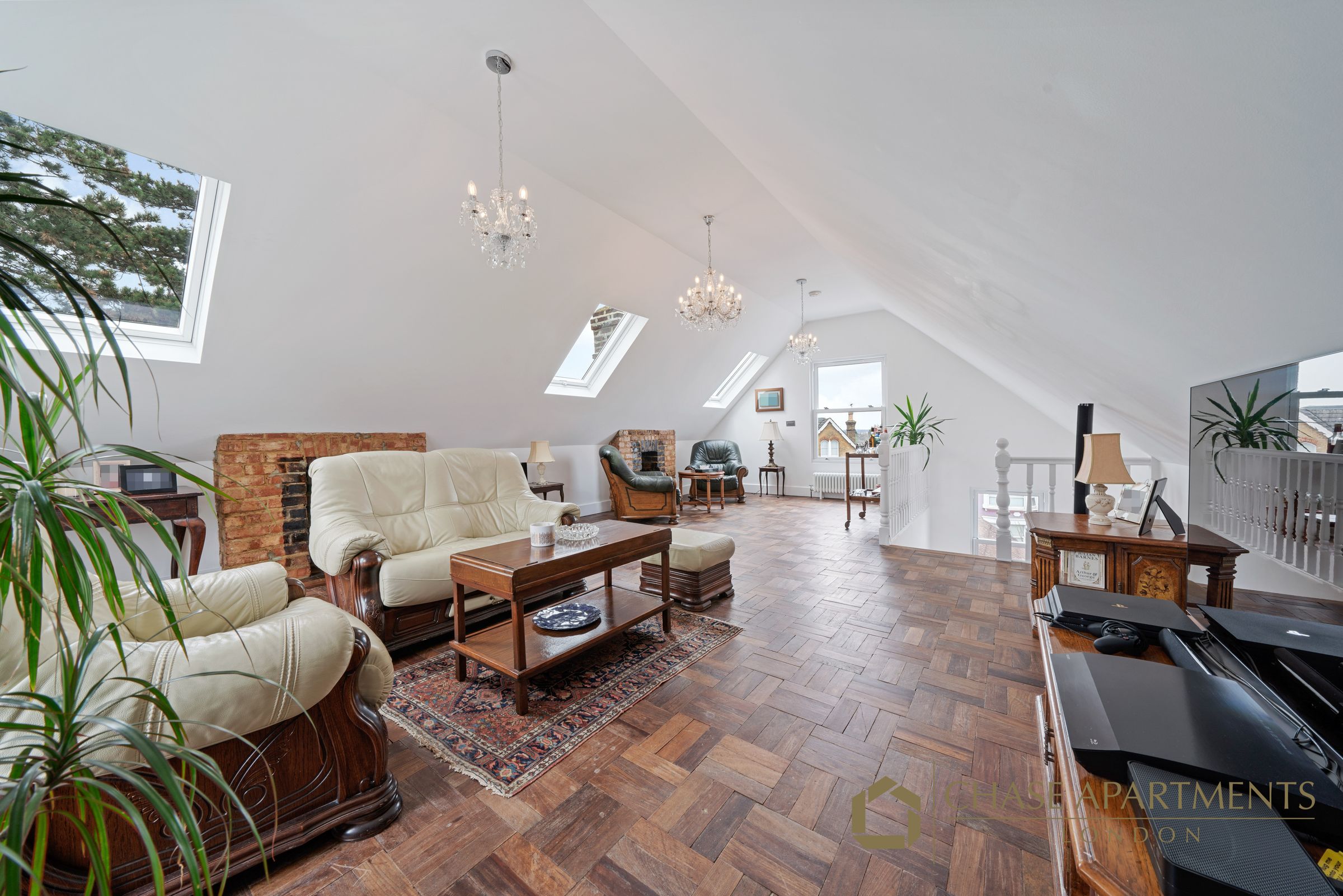 3 bed flat for sale in Alexandra Park Road, Alexandra Palace, London
