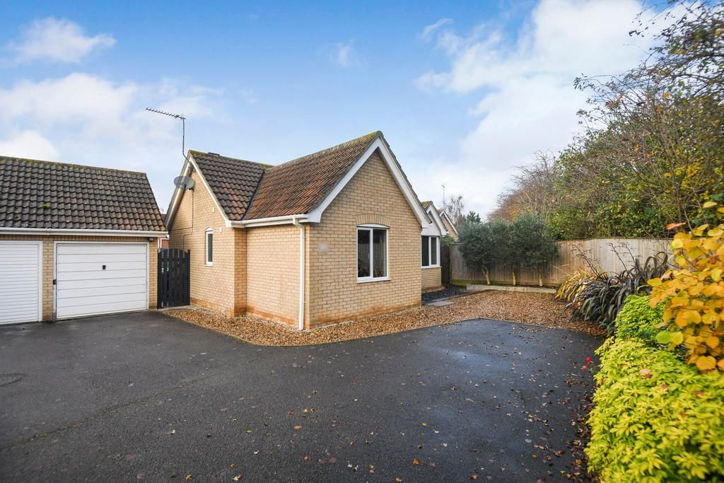 2 bed detached bungalow for sale in Malt Drive, South Brink, Wisbech