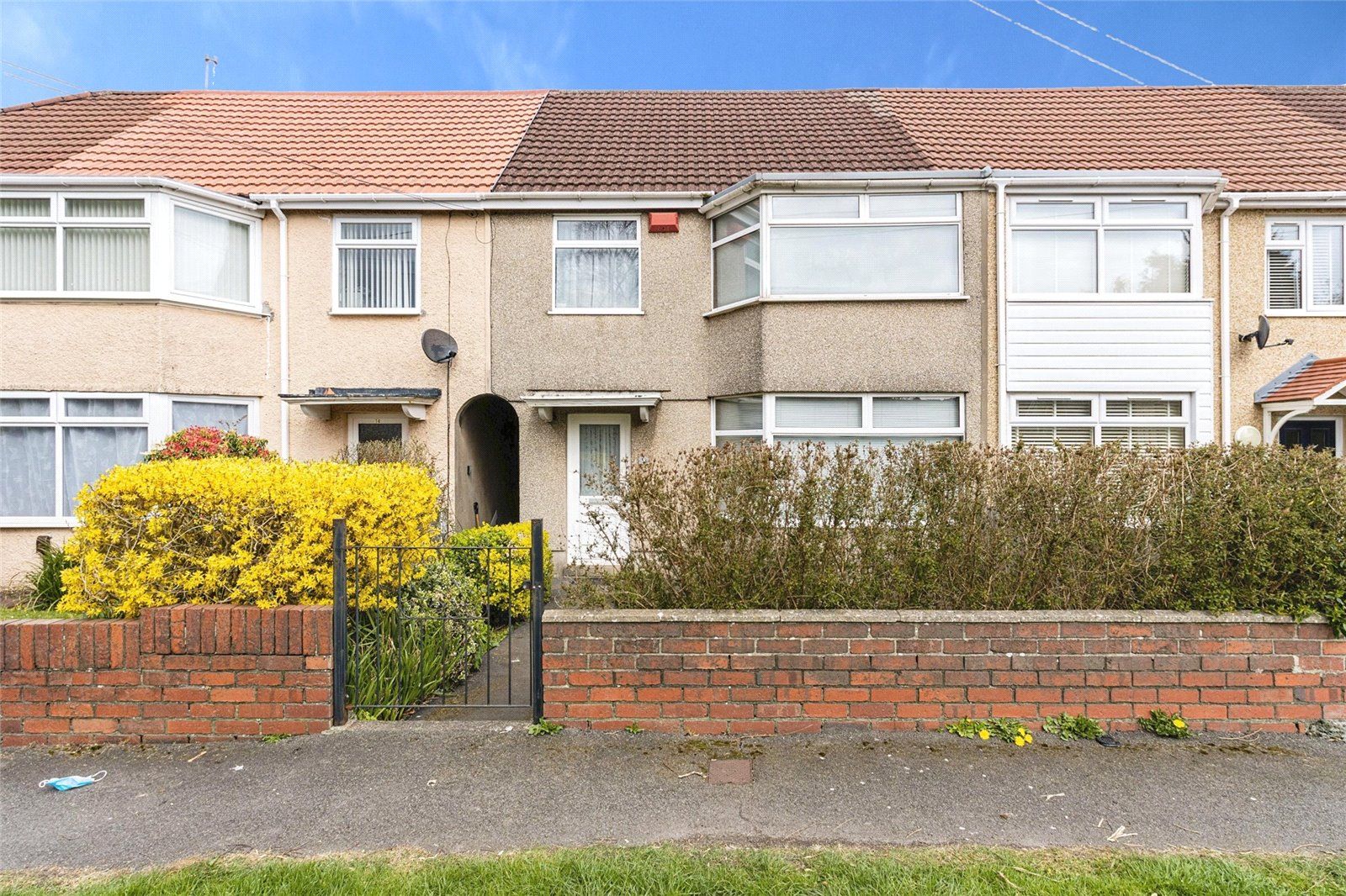 3 bed terraced house for sale in Bryngoleu Road, Fforestfach, Abertawe