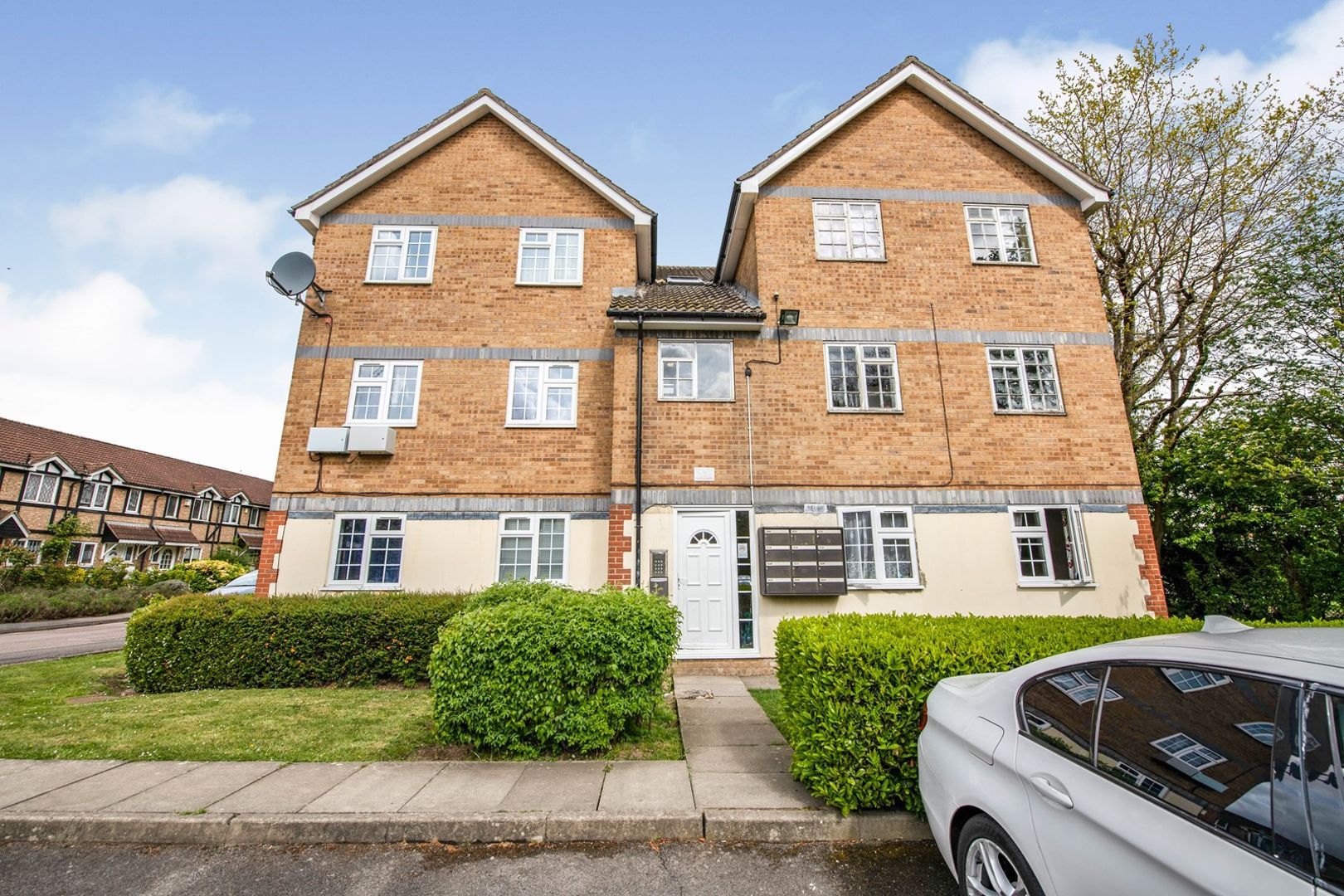 4 Eagle Drive Colindale NW9