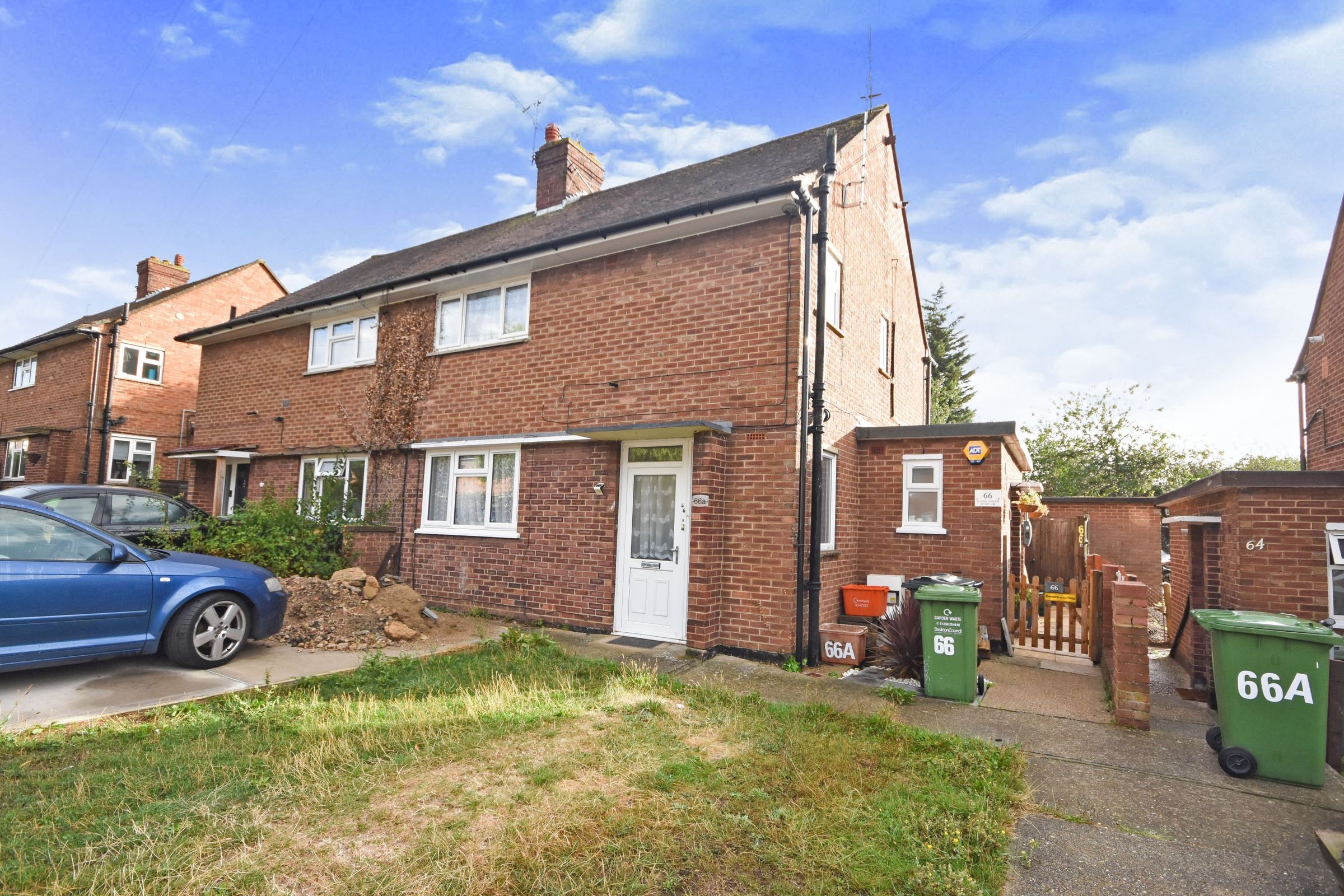 1 bed end terrace house for sale in Goldings Crescent, Basildon SS16