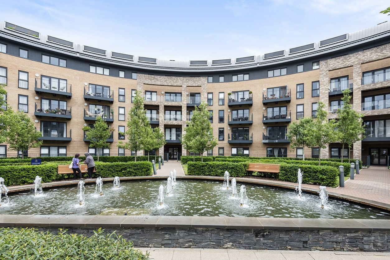 3 bed flat for sale in Howard Road, Stanmore HA7 Zoopla