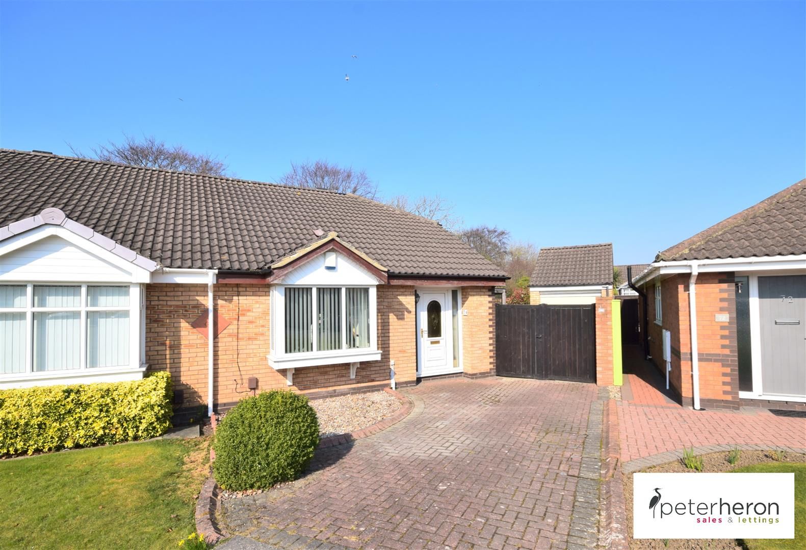 2 bed bungalow for sale in Ski View, Silksworth, Sunderland SR3 Zoopla