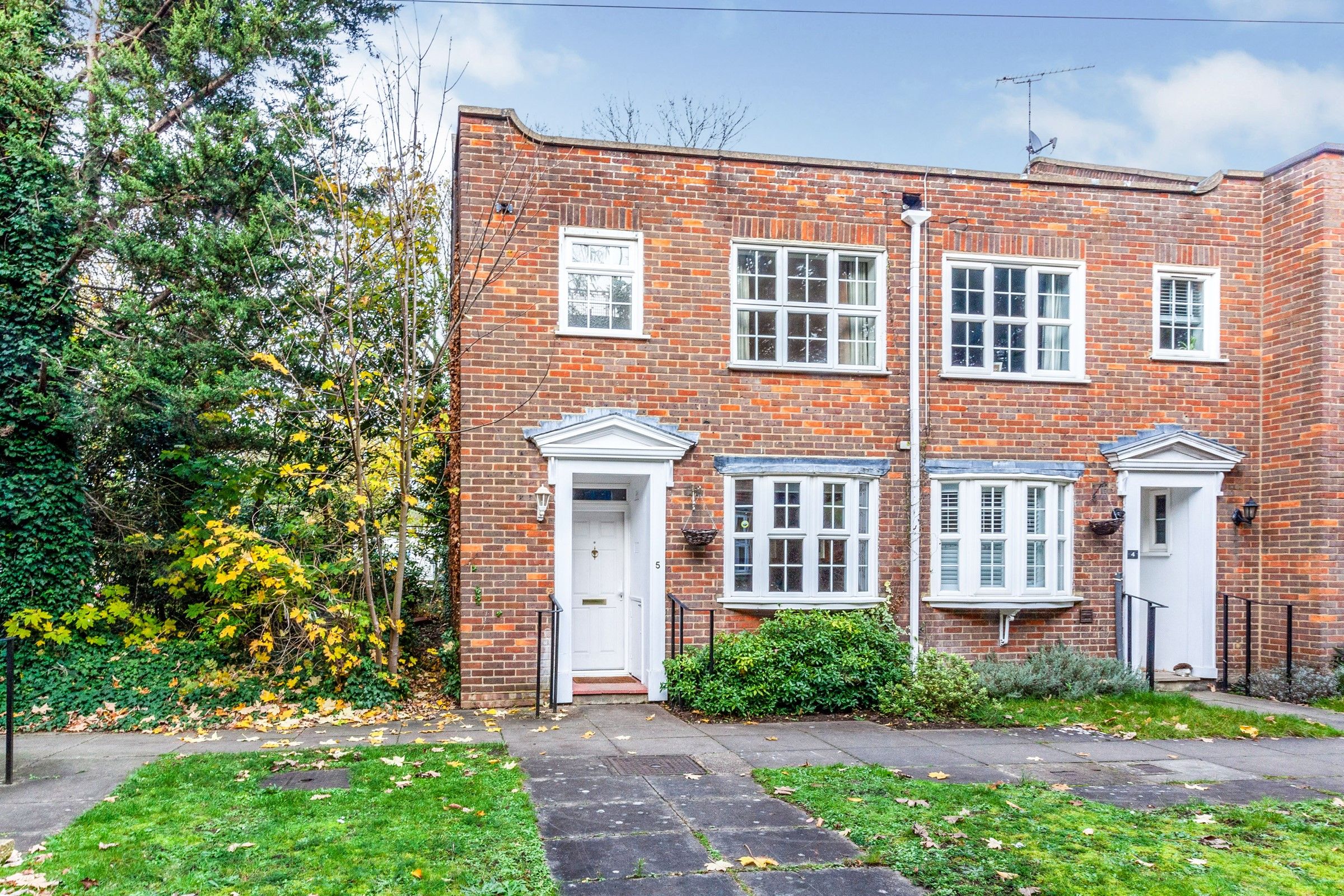 3 bed end terrace house to rent in Sadlers Mews, Maidenhead SL6 Zoopla