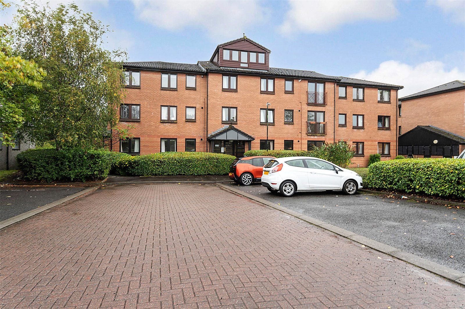 2 bed flat for sale in Abbey Mill, Stirling FK8 Zoopla