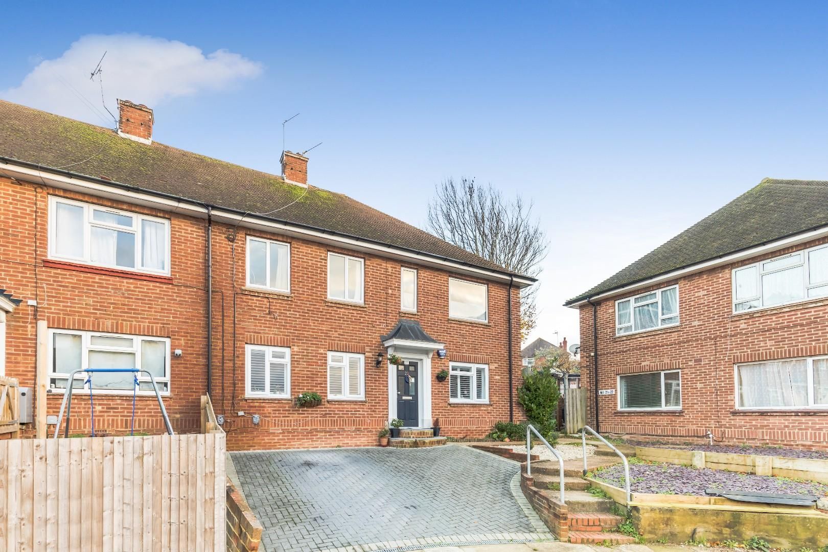 2 bed flat for sale in Sherbourne Close, Hove BN3 Zoopla