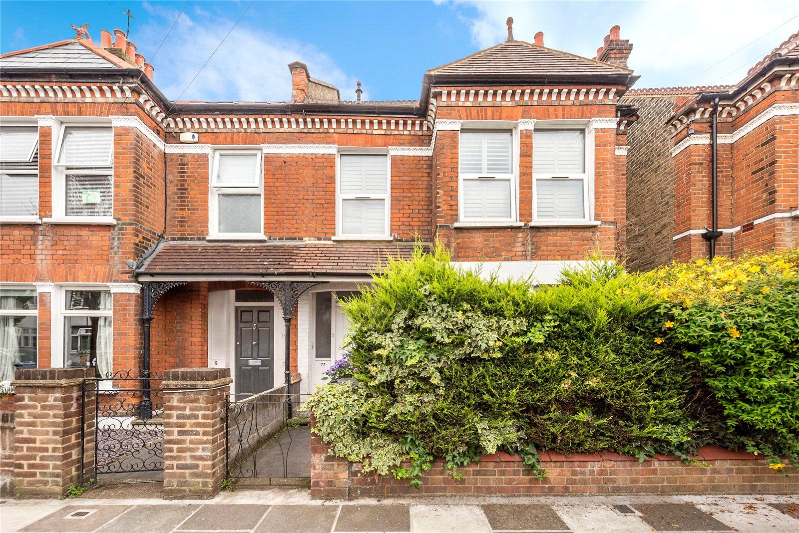 Kingsway, East Sheen, London SW14  