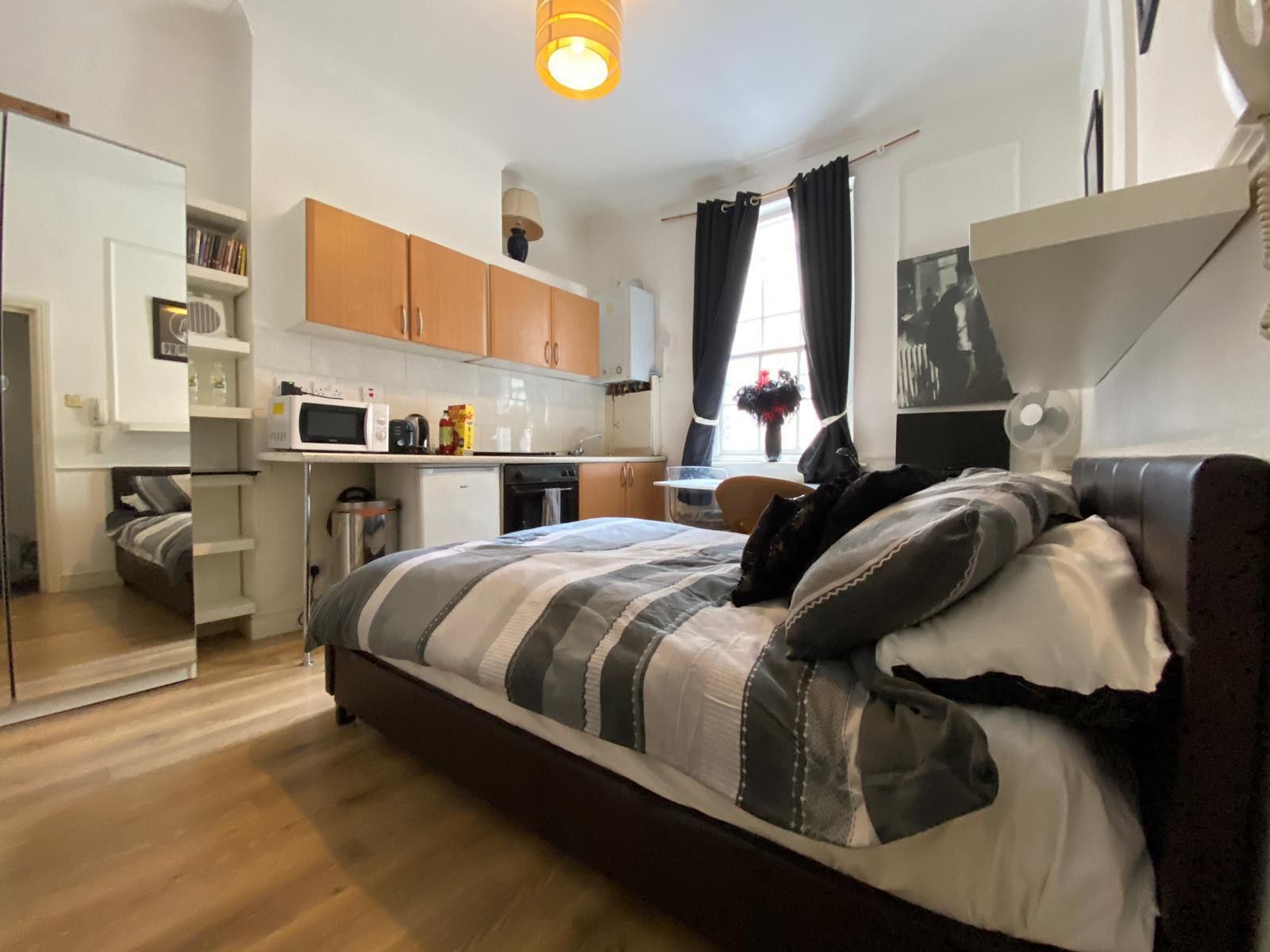Studio to rent in Kings Cross Road, King's Cross, Islngton, Camden