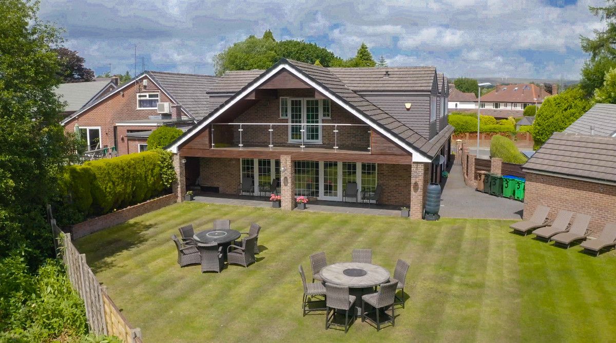 5 bed detached house for sale in Tyrone Drive, Rochdale OL11 Zoopla