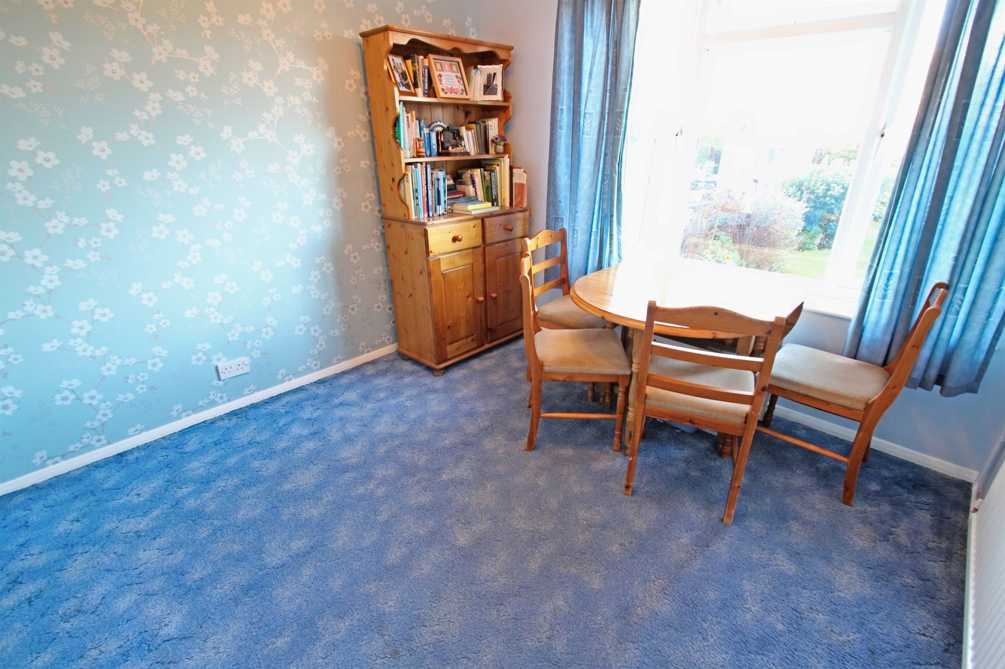 3 bed semidetached house for sale in Narbeth Drive, Broughton Pastures