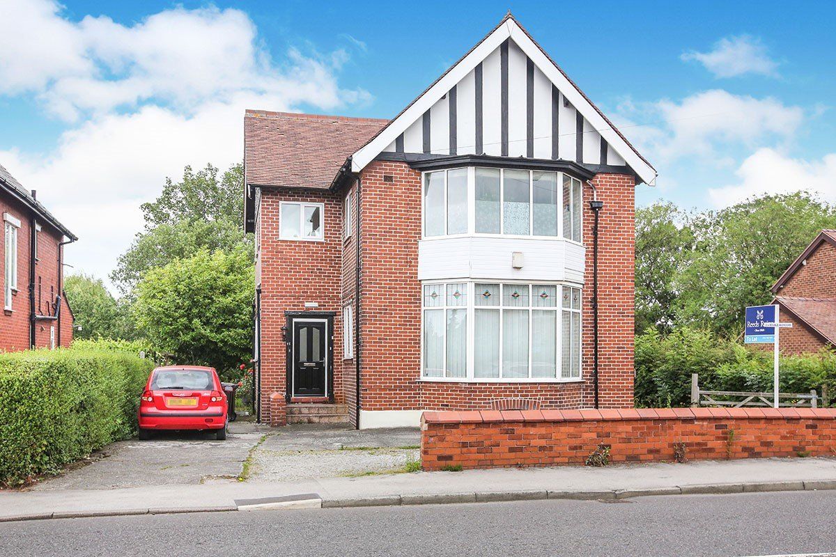 Room to rent in Mile End Lane, Stockport, Greater Manchester SK2 Zoopla