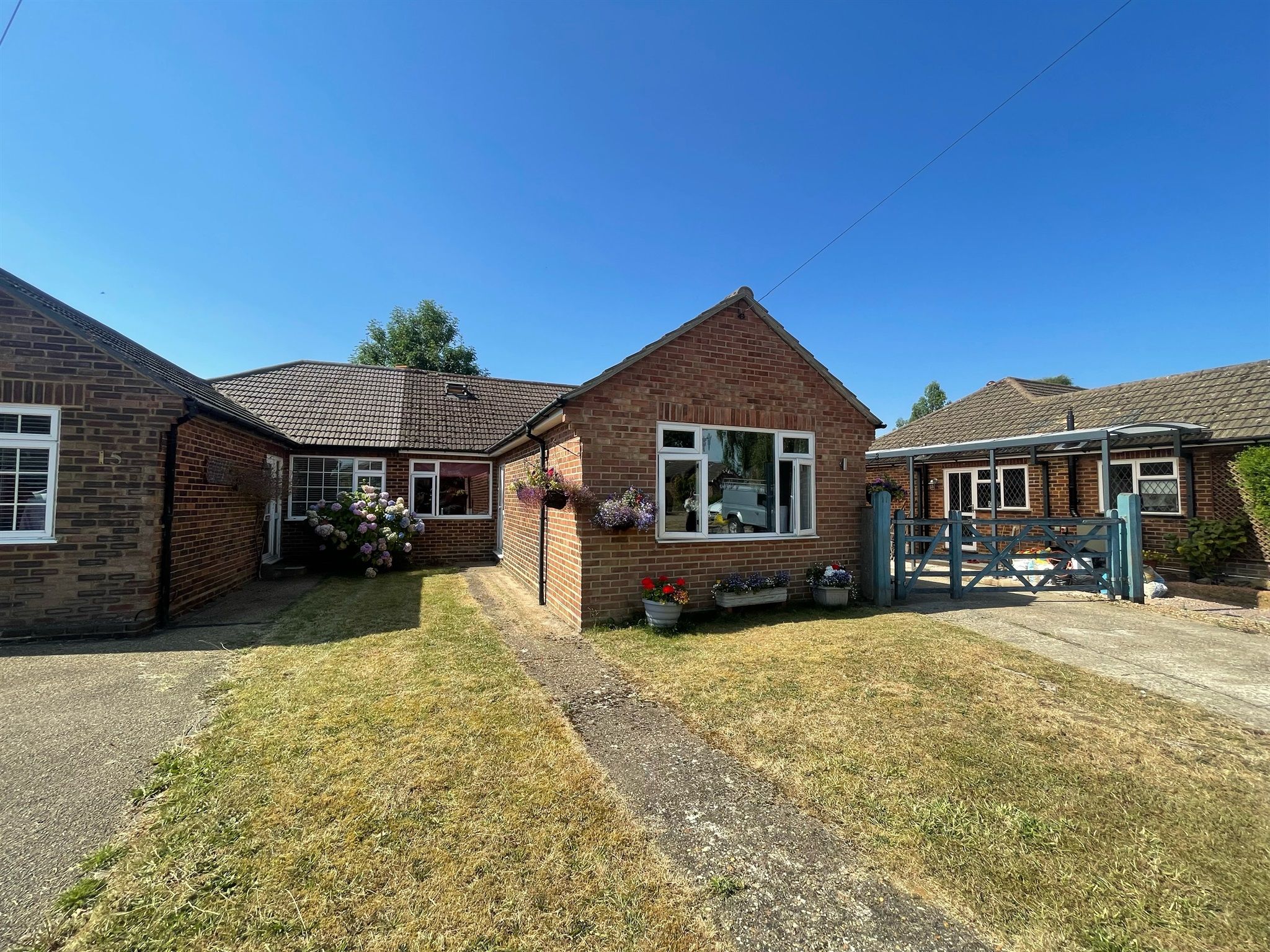 3 bed semidetached bungalow for sale in Widmore Close, Asheridge