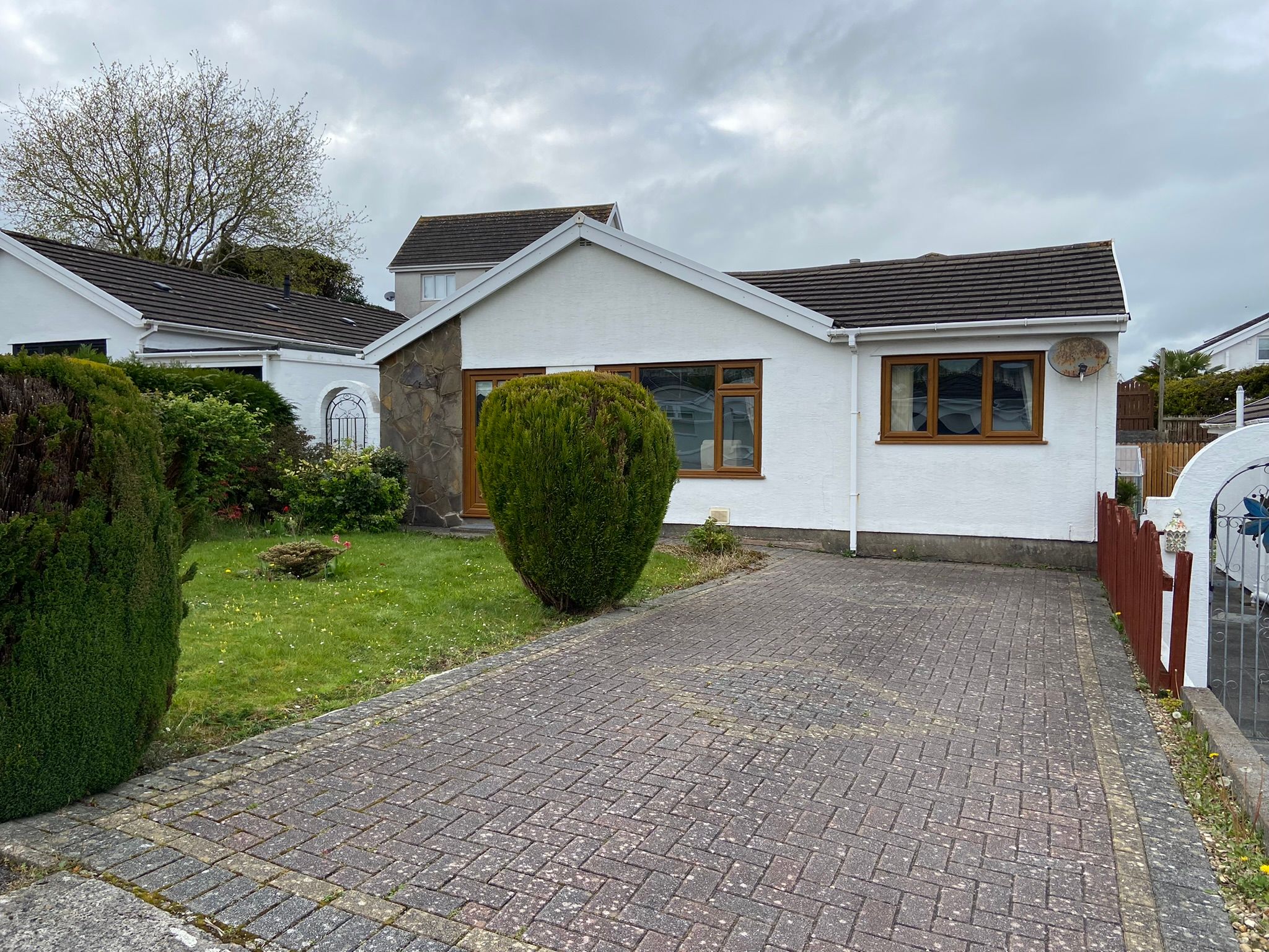 3 bed detached bungalow for sale in Talywern, Hendre Park, Llangennech