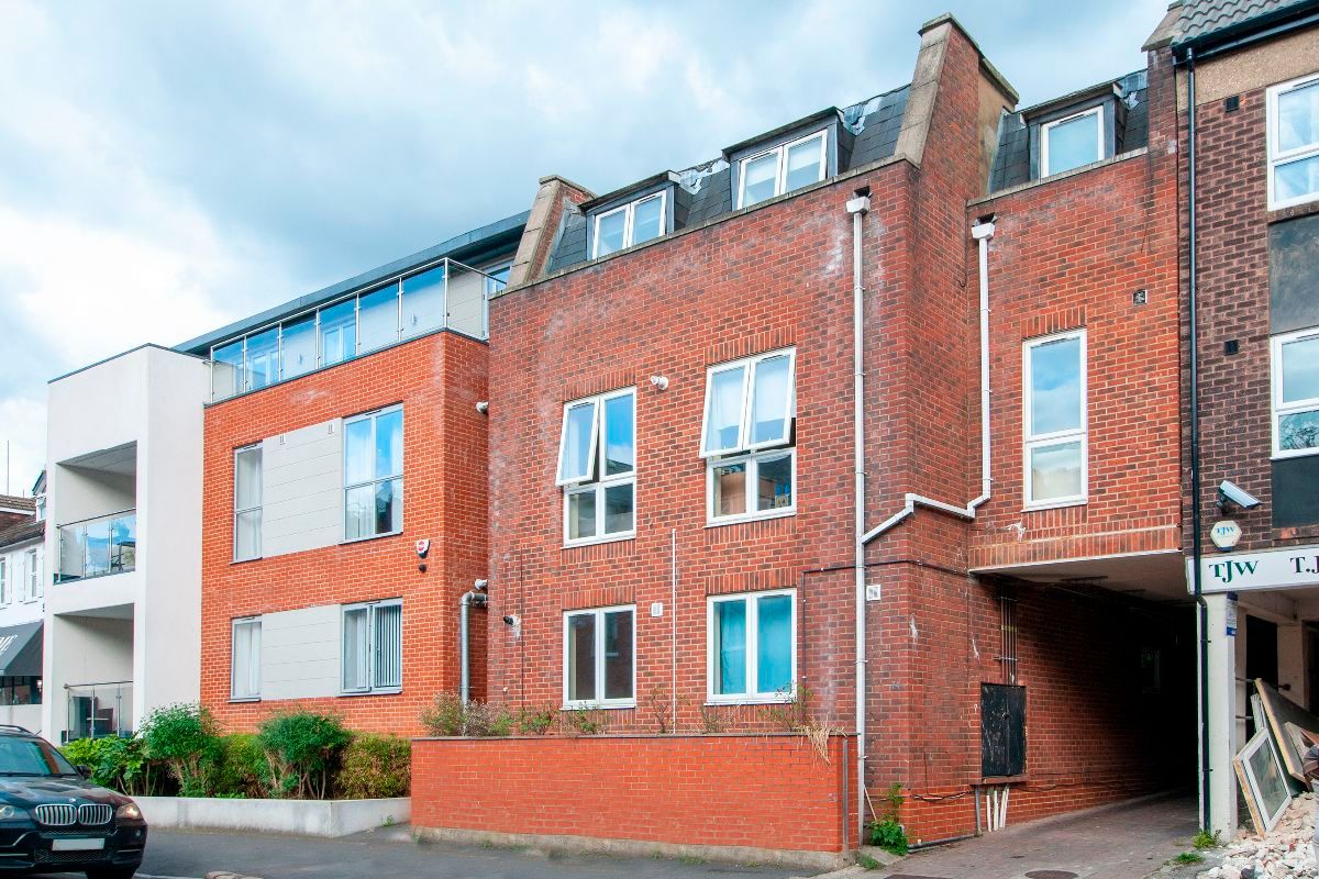 1 bed flat to rent in Croydon Road CR3 Zoopla