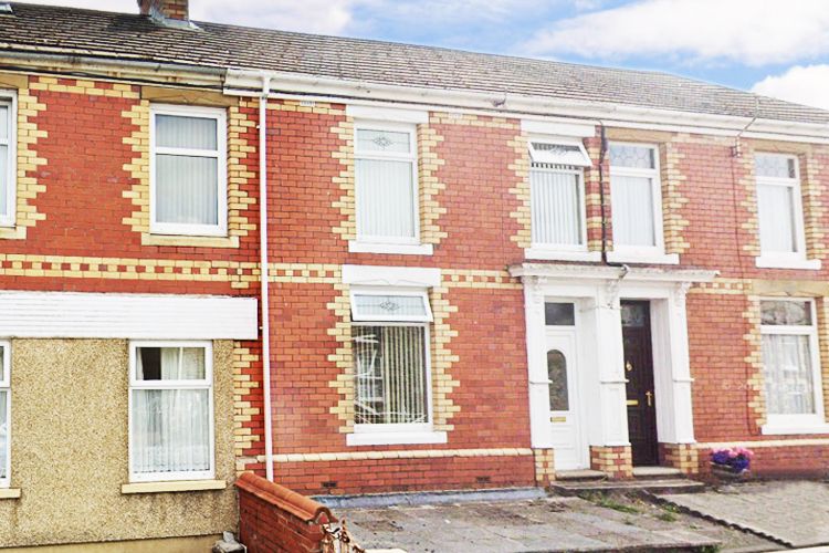 3 bed town house for sale in Glyn Road, Lower Brynamman, Ammanford SA18 Zoopla