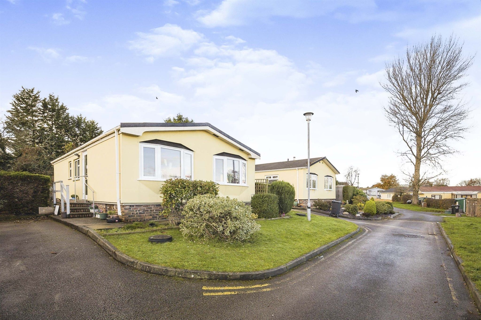 2 bed mobile/park home for sale in Orchard Park, Elton, Chester CH2