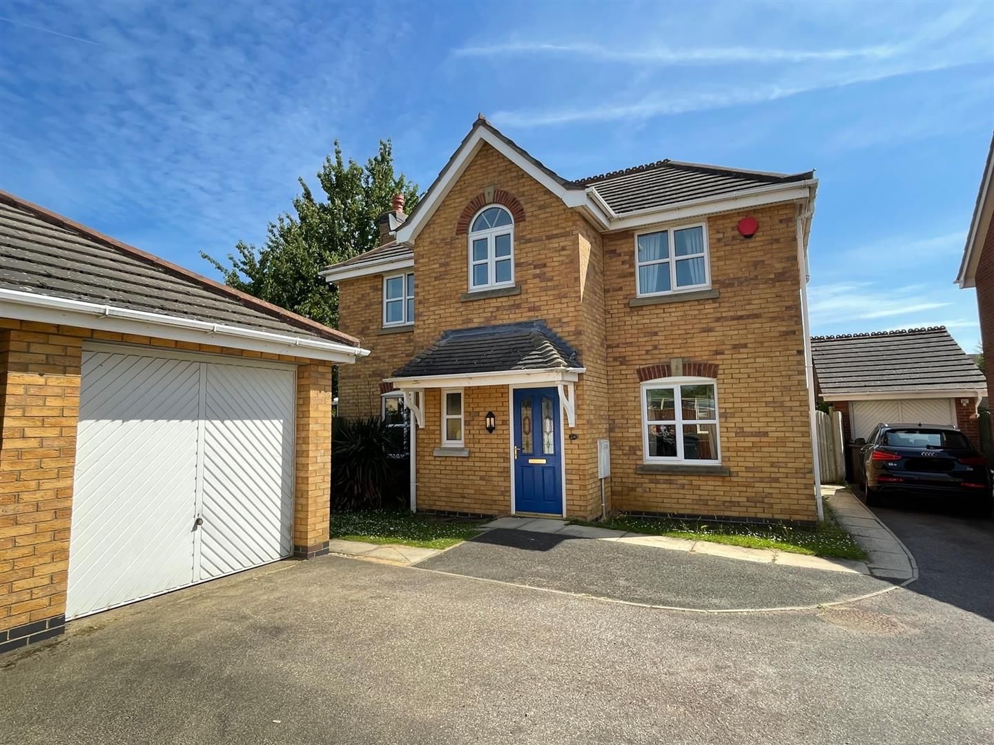 4 bed detached house for sale in Pear Tree Close, Sleaford NG34 Zoopla