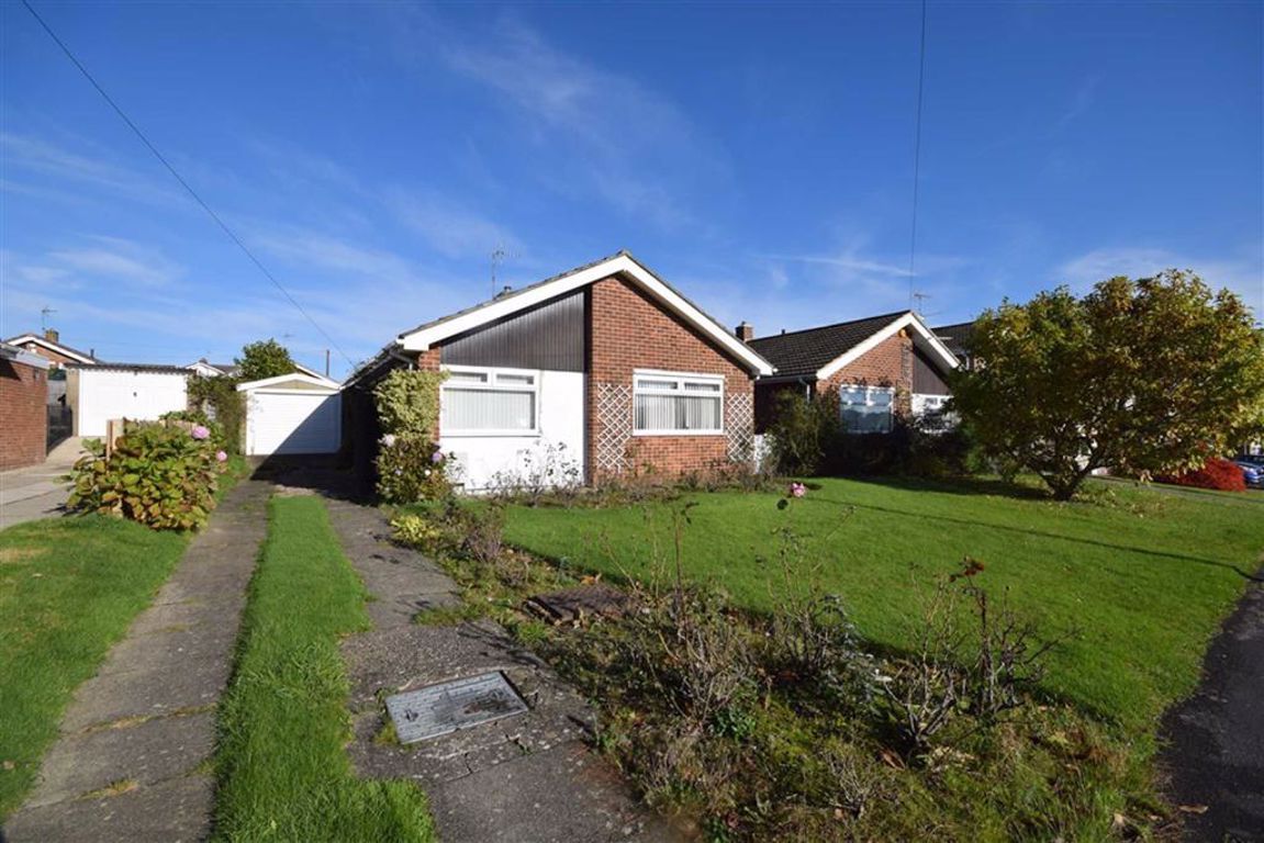 2 bed detached bungalow for sale in Dovedale Crescent, Belper DE56 Zoopla