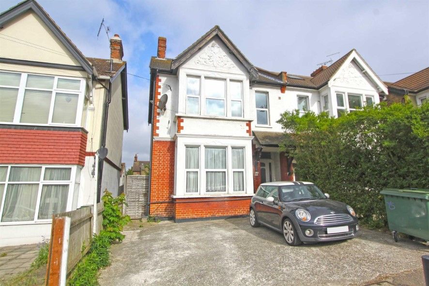 1 bed flat for sale in Flat A, 21 Valkyrie Road, WestcliffOnSea