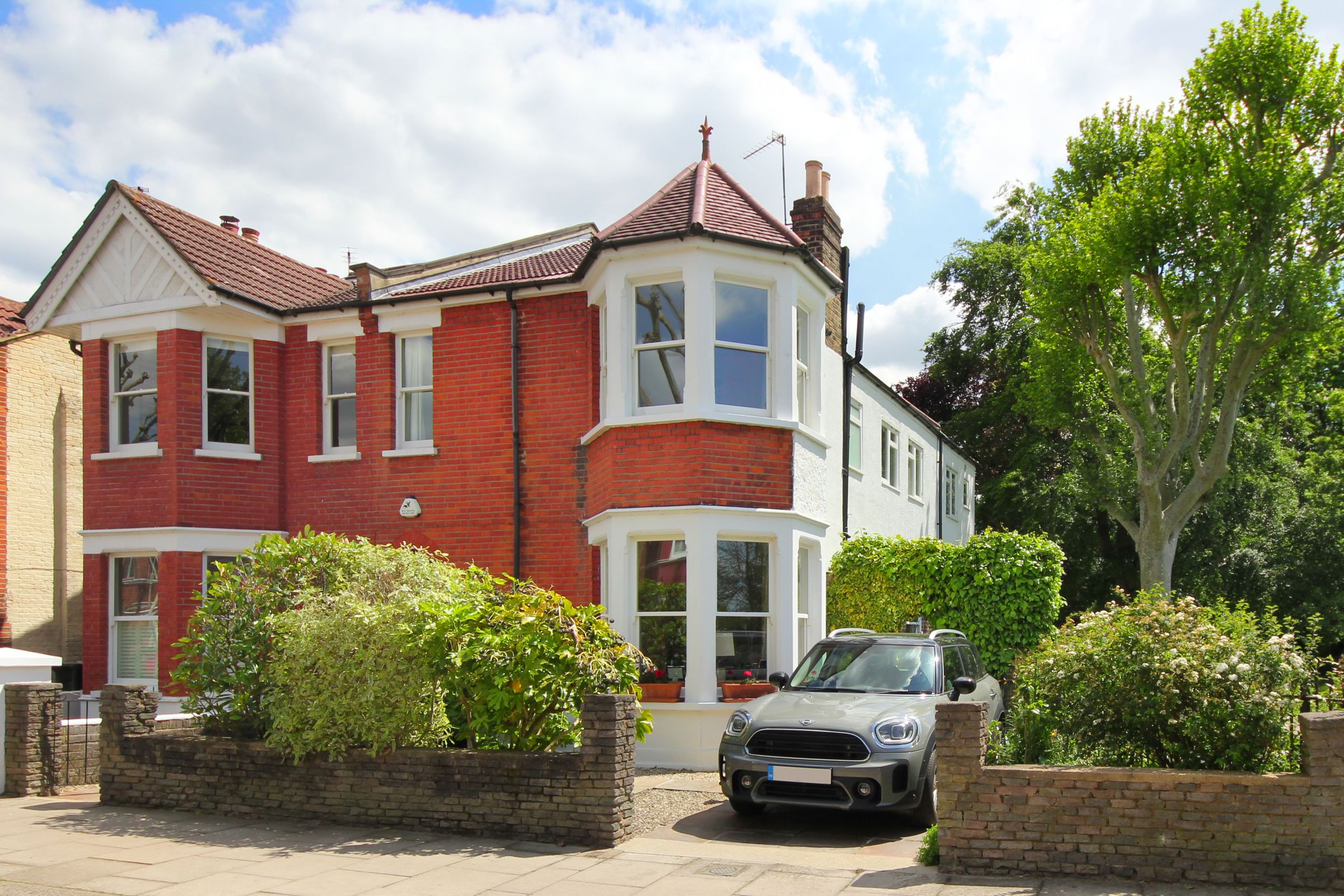 Clovelly Road, London W5  